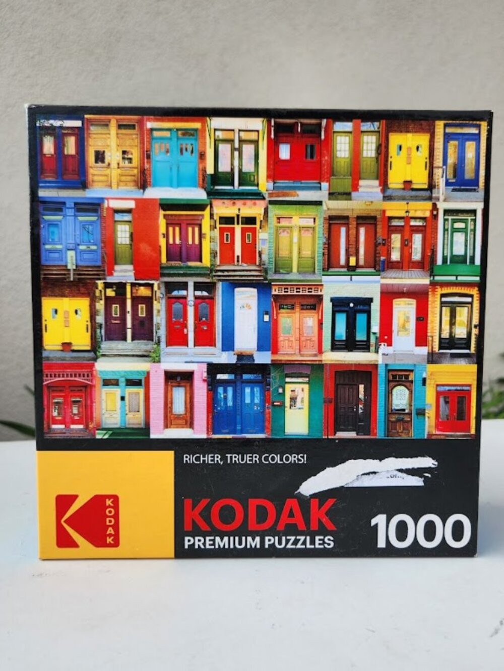 Kodak Premium 1000-piece jigsaw puzzle Colorful Montreal Doors